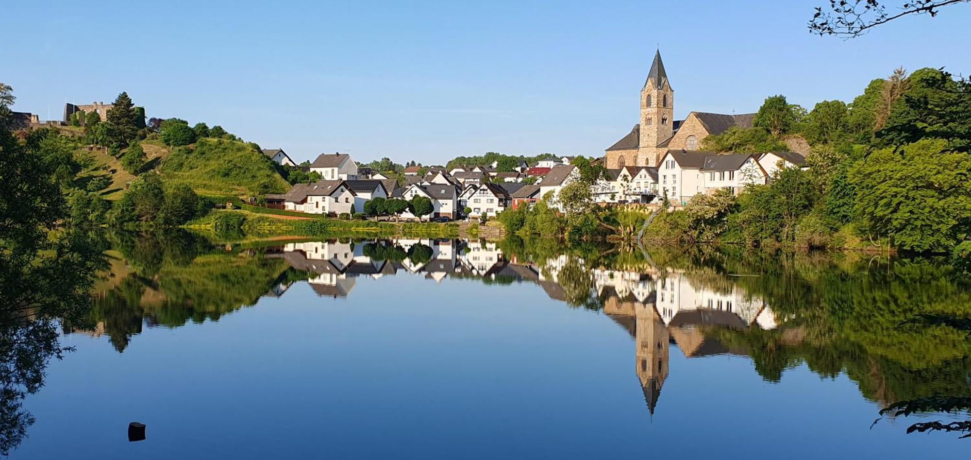 Ferienwohnung Maarburg Ulmen Phòng bức ảnh